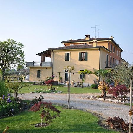 Agriturismo Corte Albarel Кастельнуово-дель-Гарда Экстерьер фото